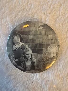 Wizard of Oz Dorothy Scarecrow Tin Man Cowardly Lion 3" Pinback Button Badge